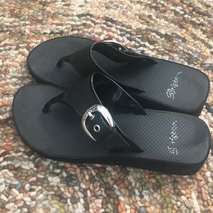 Brighton flip flops.